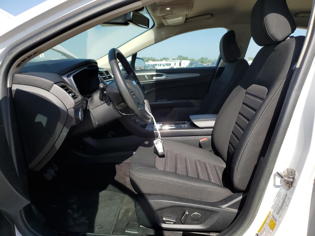 2020 Ford Fusion Se - zdjęcie 7
