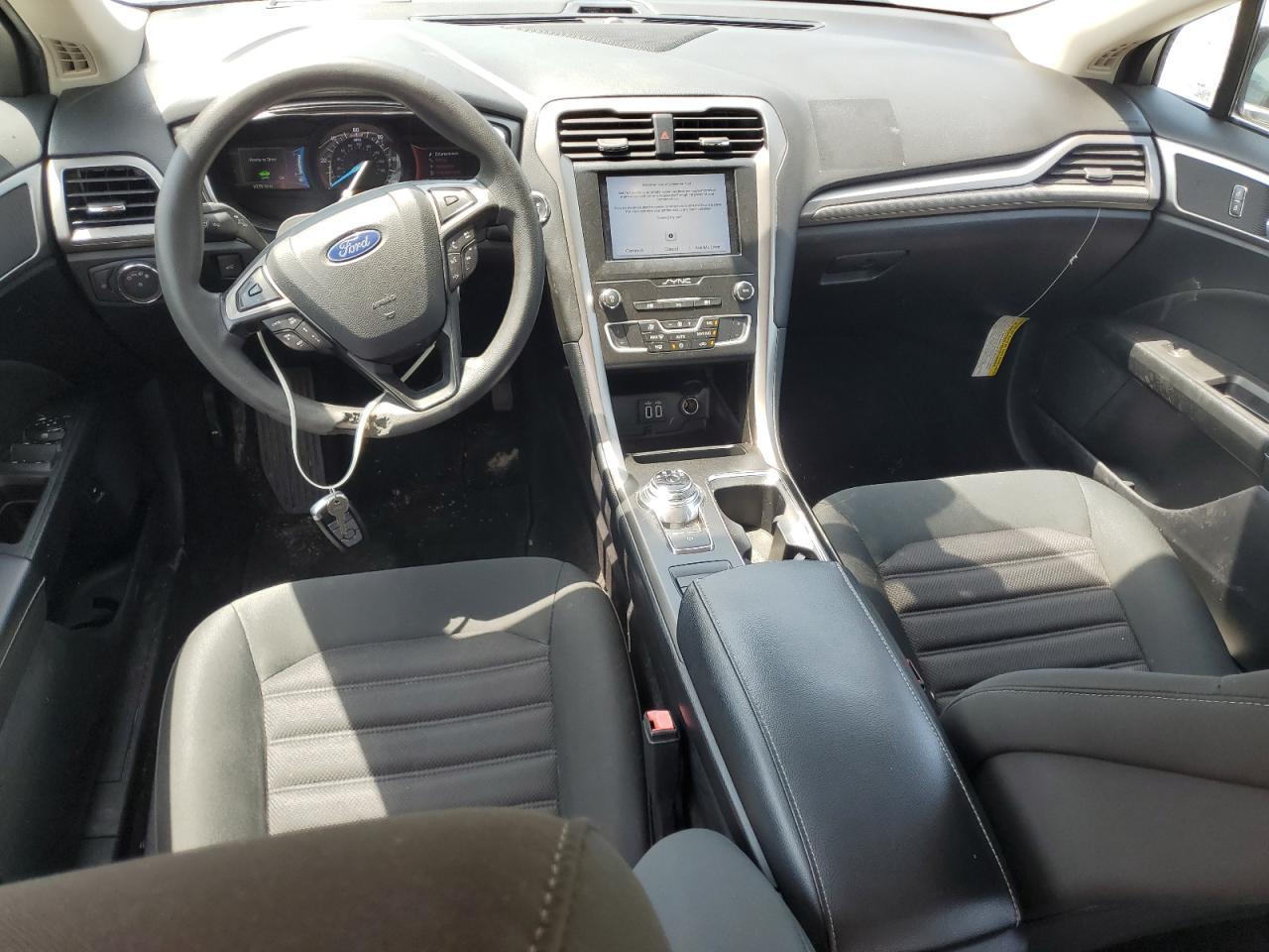 2019 Ford Fusion Se - zdjęcie 8