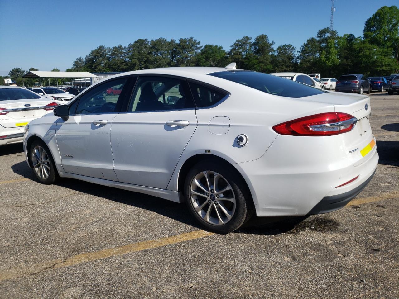 2019 Ford Fusion Se - zdjęcie 2