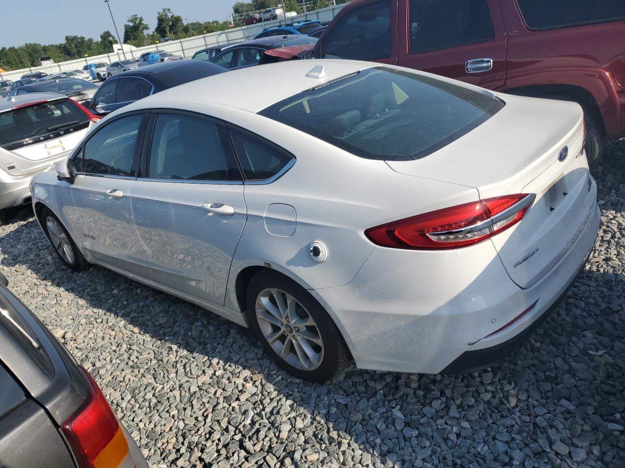 2019 Ford Fusion Se - zdjęcie 2