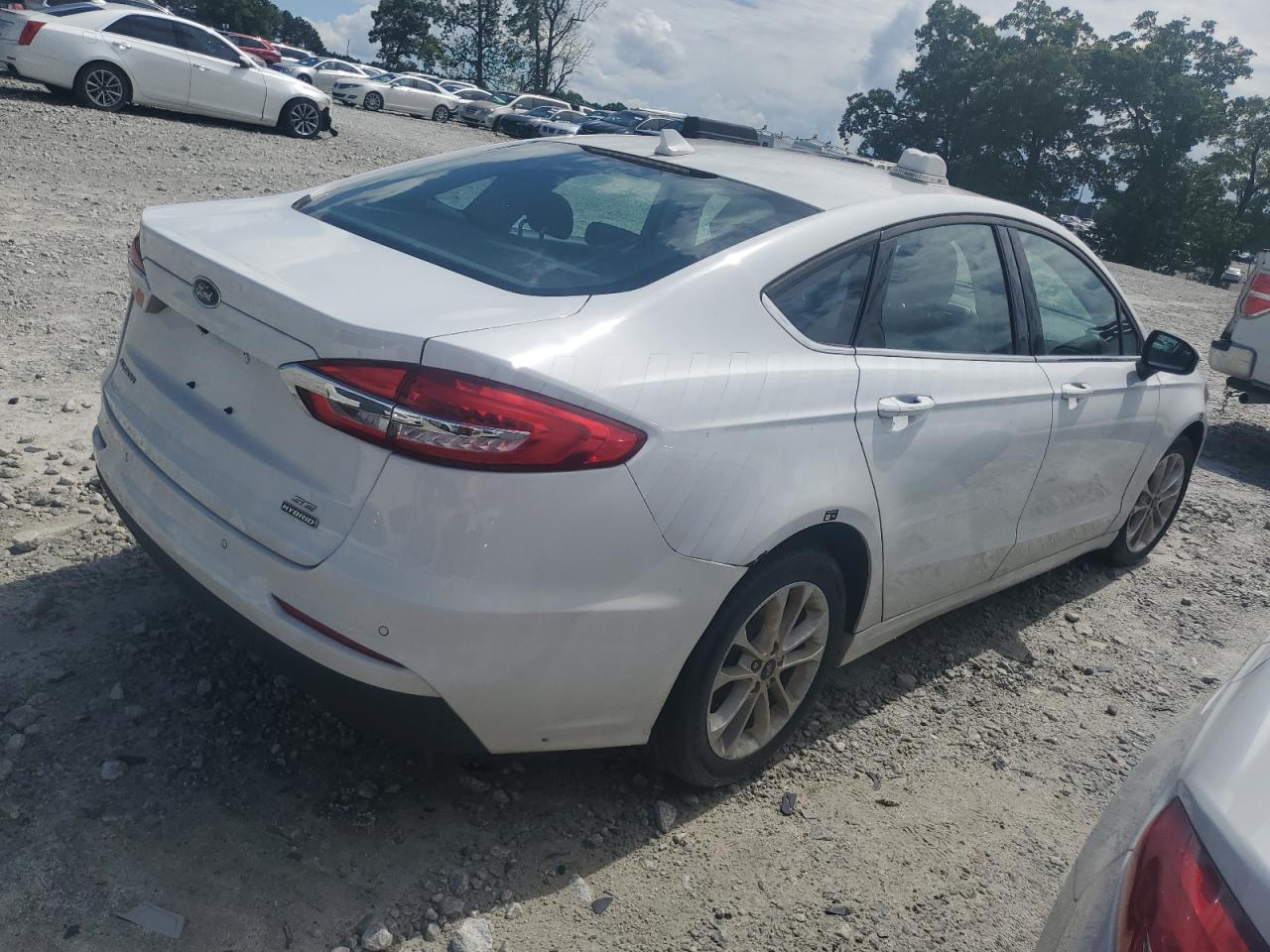 2020 Ford Fusion Se - zdjęcie 3