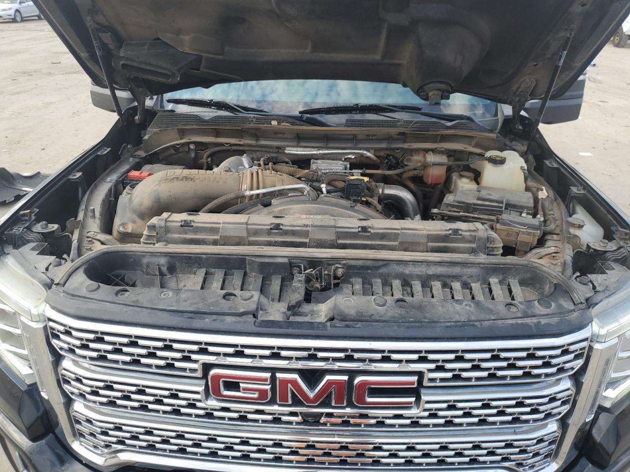 2022 GMC Sierra K2500 Denali - zdjęcie 11