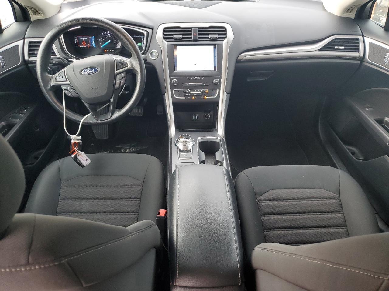 2019 Ford Fusion Se - zdjęcie 8