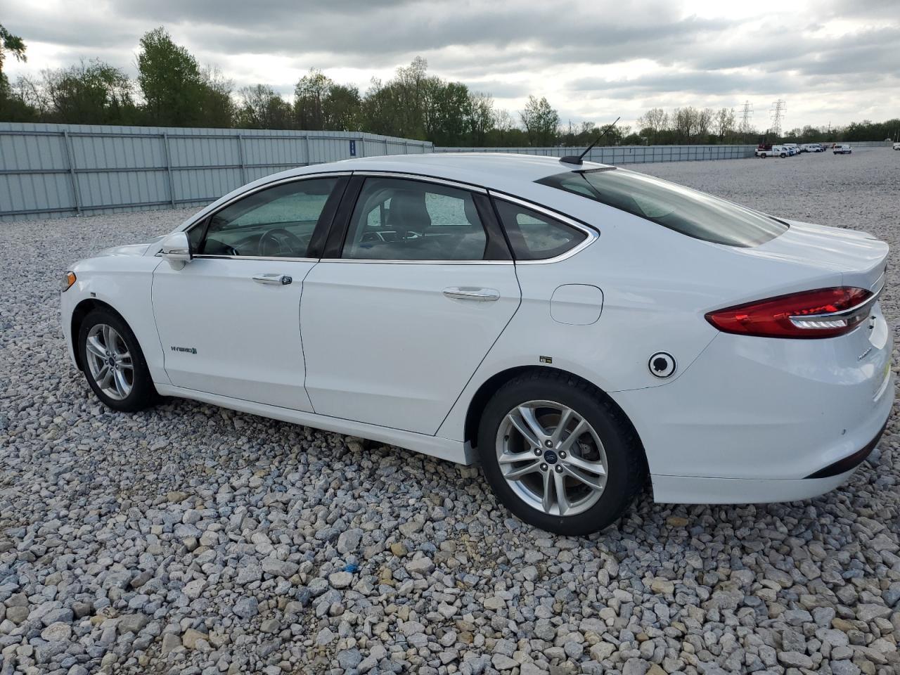 2018 Ford Fusion Se Hybrid - zdjęcie 2
