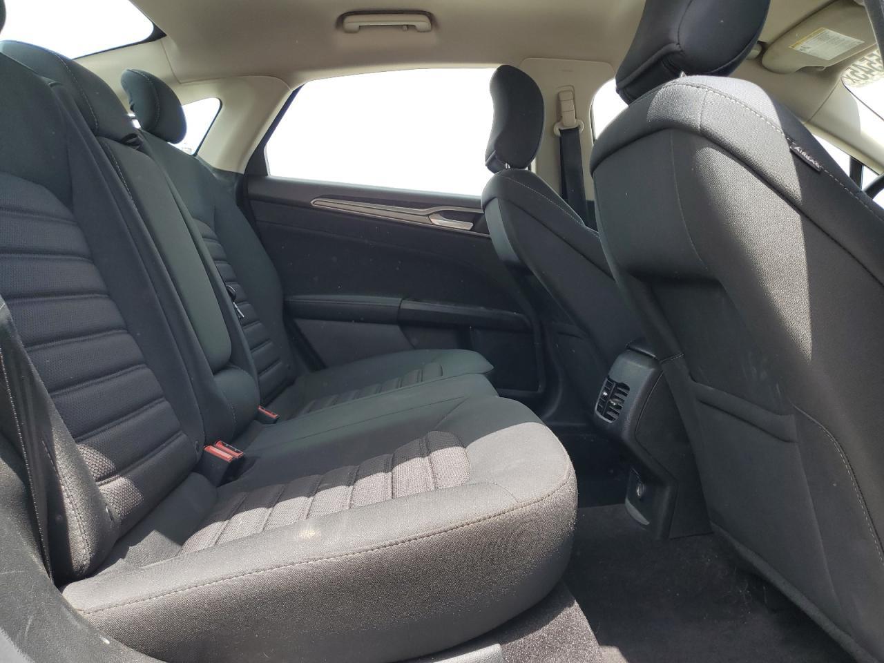 2019 Ford Fusion Se - zdjęcie 10