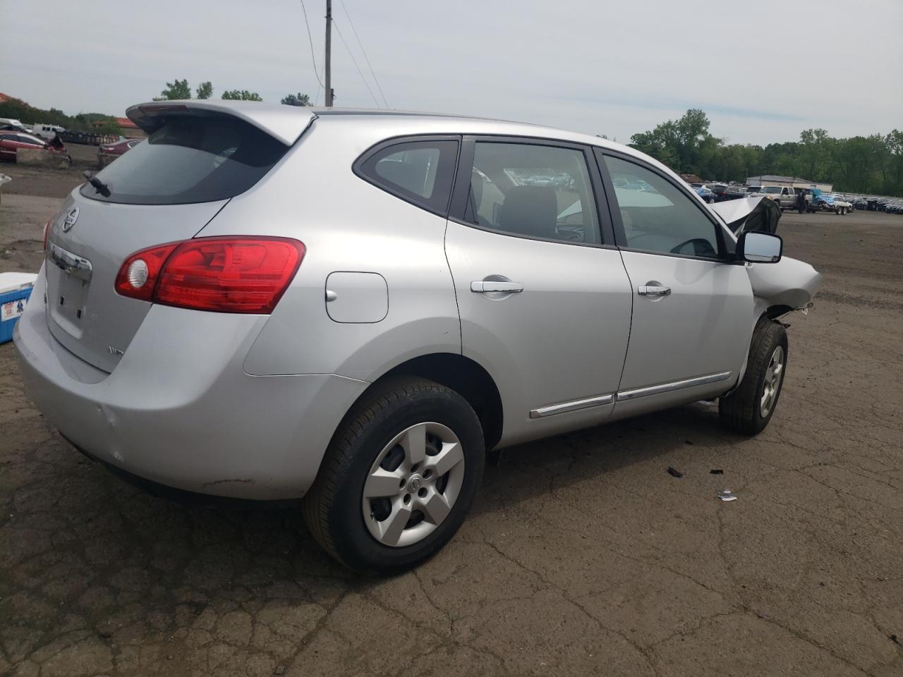 2013 Nissan Rogue S - zdjęcie 3