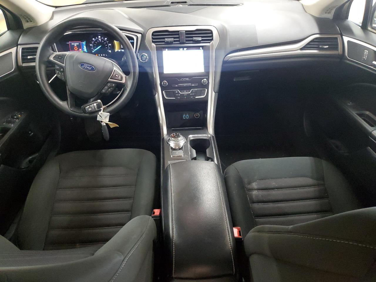 2019 Ford Fusion Se - zdjęcie 8