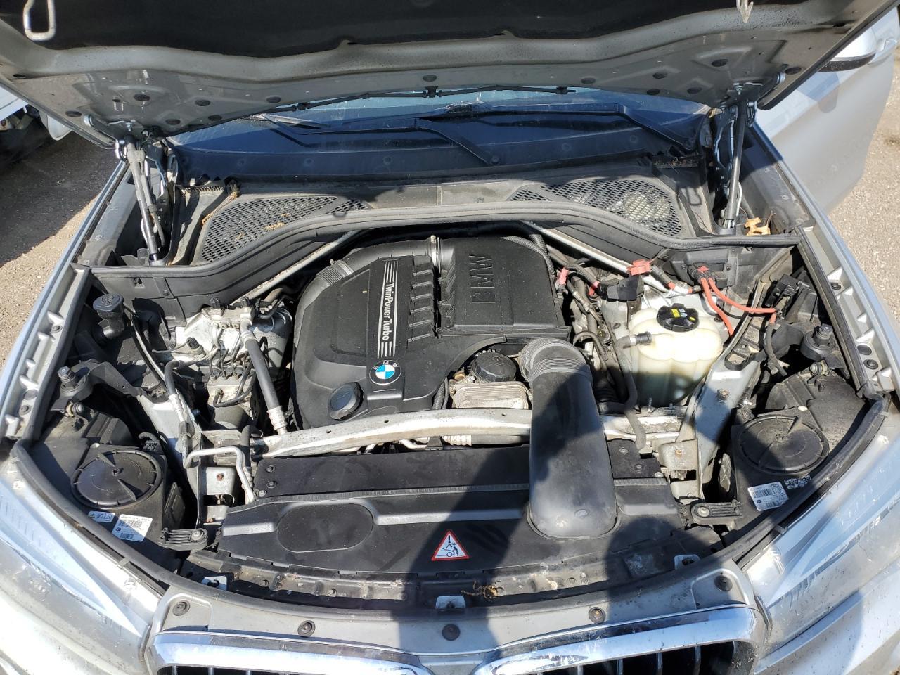 2016 BMW X6 xDrive35I - zdjęcie 11