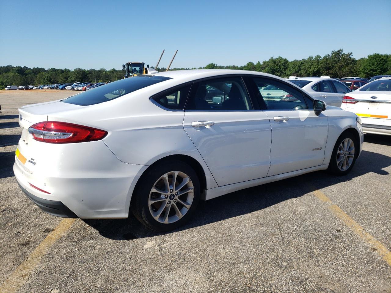 2019 Ford Fusion Se - zdjęcie 3