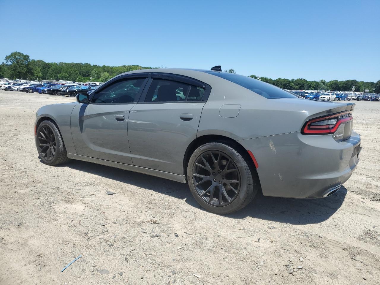 2017 Dodge Charger - zdjęcie 2
