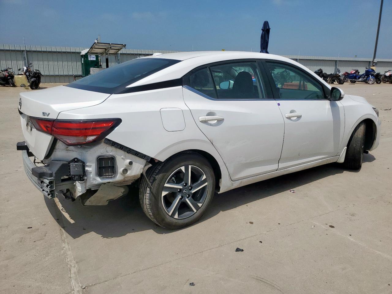 2024 Nissan Sentra Sv - zdjęcie 3