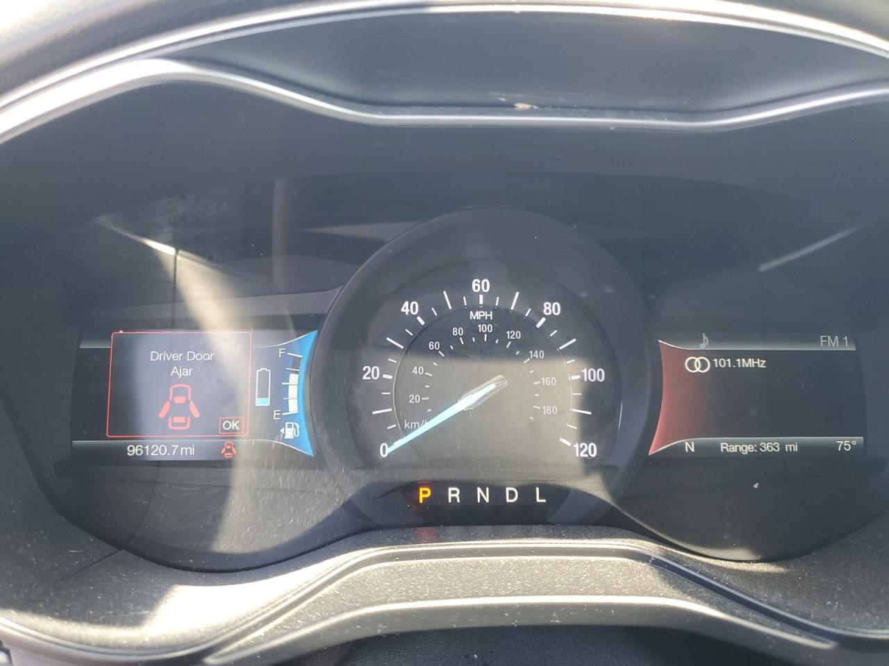 2019 Ford Fusion Se - zdjęcie 9