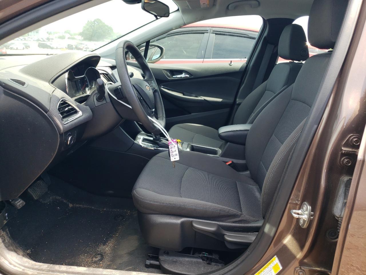 2019 Chevrolet Cruze Lt - zdjęcie 7