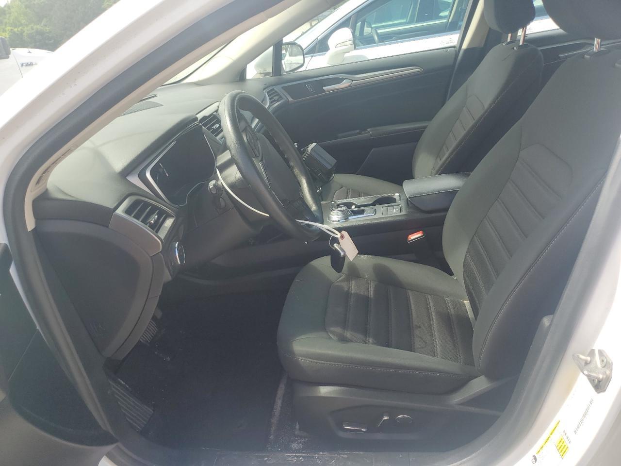 2020 Ford Fusion Se - zdjęcie 7