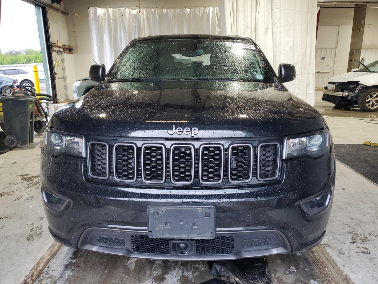 2021 Jeep Grand Cherokee Limited - zdjęcie 5