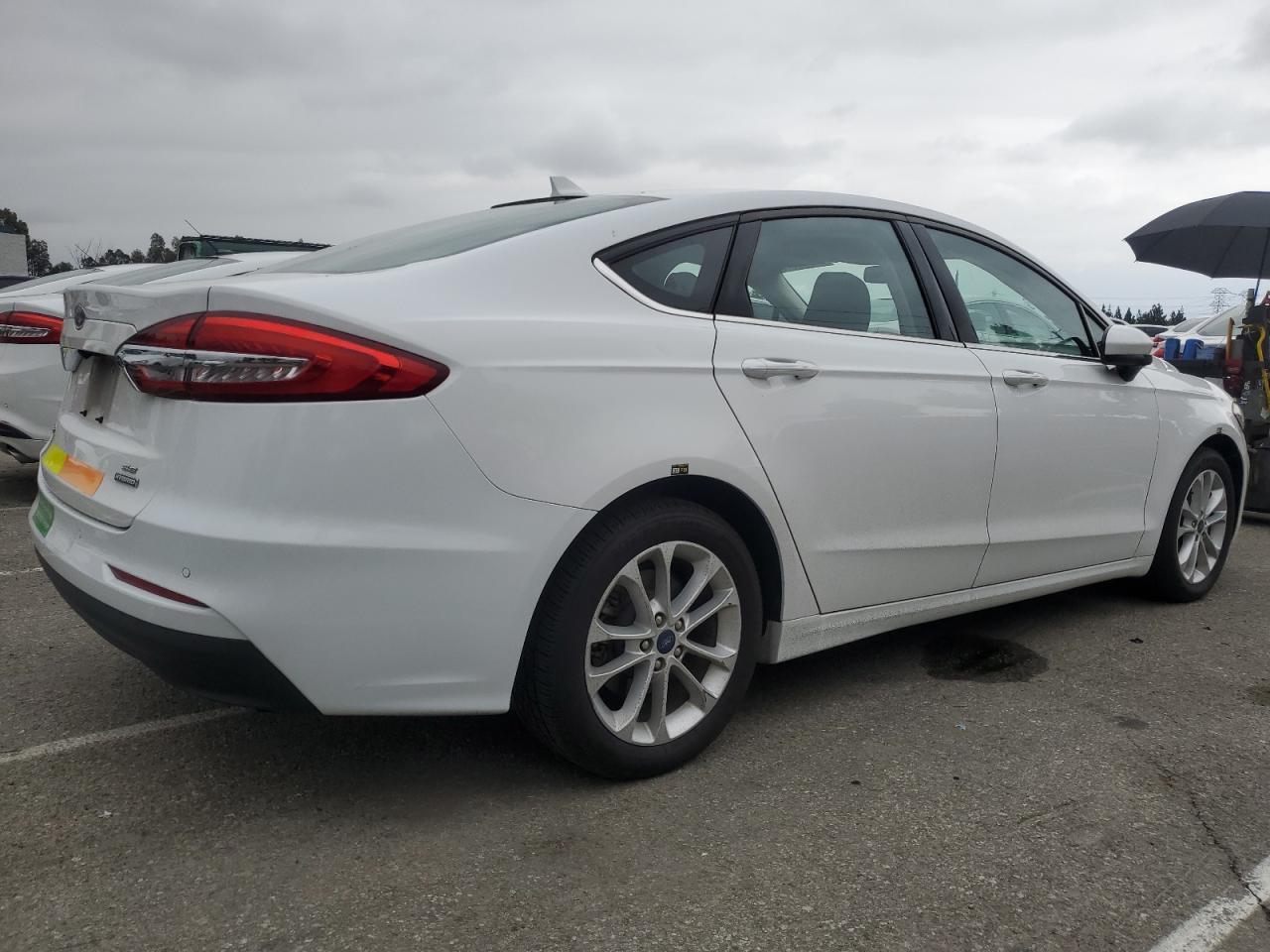 2020 Ford Fusion Se - zdjęcie 3