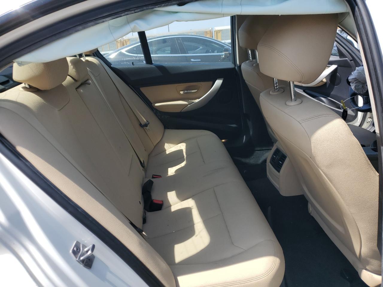 2018 BMW 320 I - zdjęcie 10