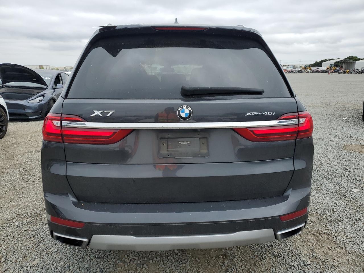 2020 BMW X7 xDrive40I - zdjęcie 6