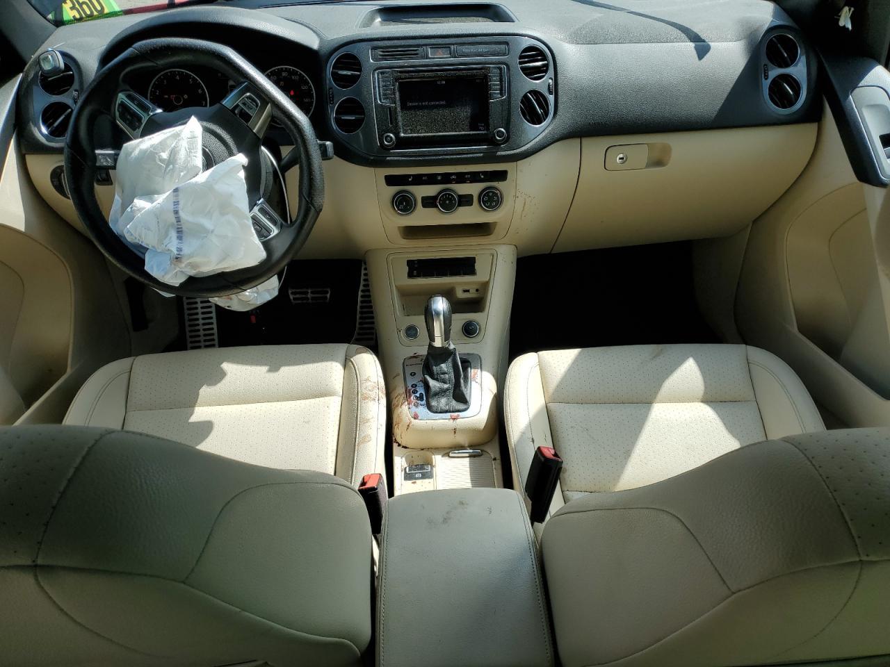 2016 Volkswagen Tiguan S - zdjęcie 8