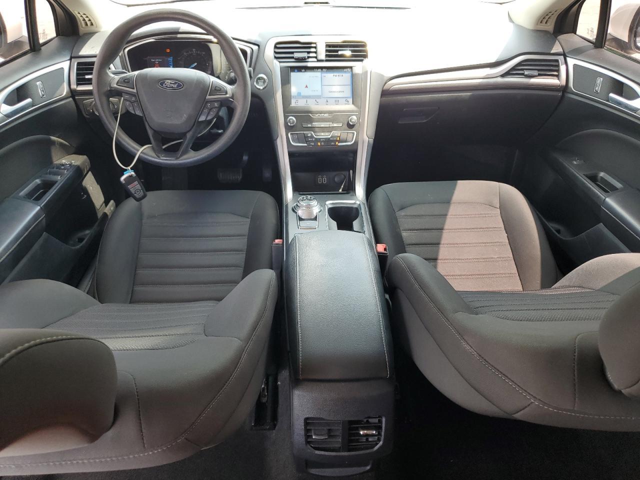 2019 Ford Fusion Se - zdjęcie 8