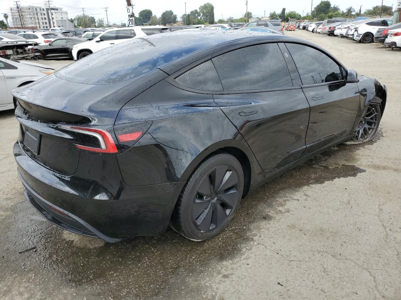 2024 Tesla Model 3 - zdjęcie 3