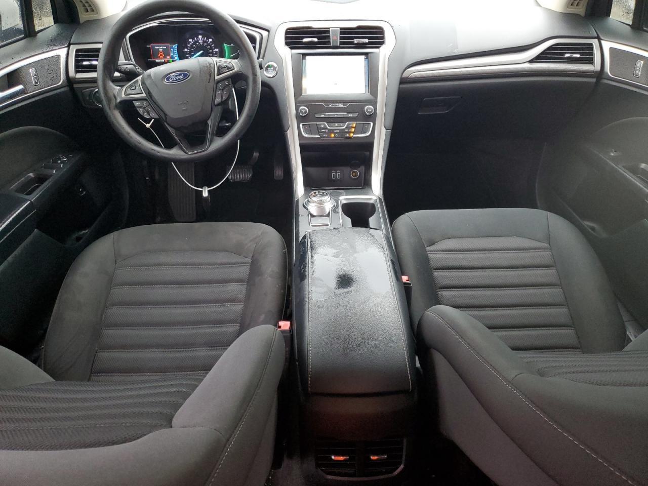 2019 Ford Fusion Se - zdjęcie 8