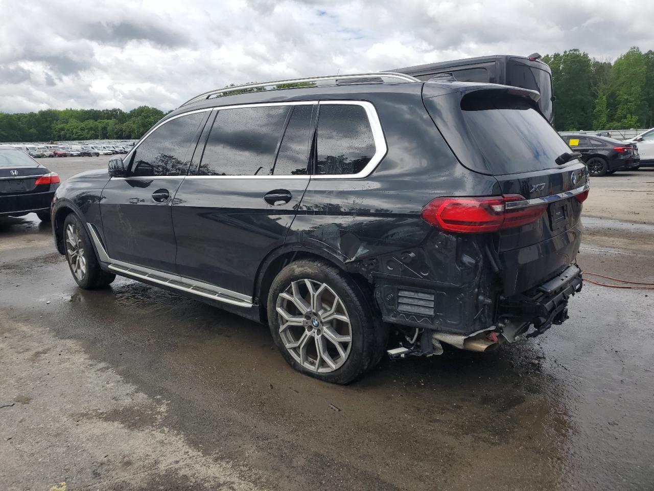 2020 BMW X7 xDrive40I - zdjęcie 2