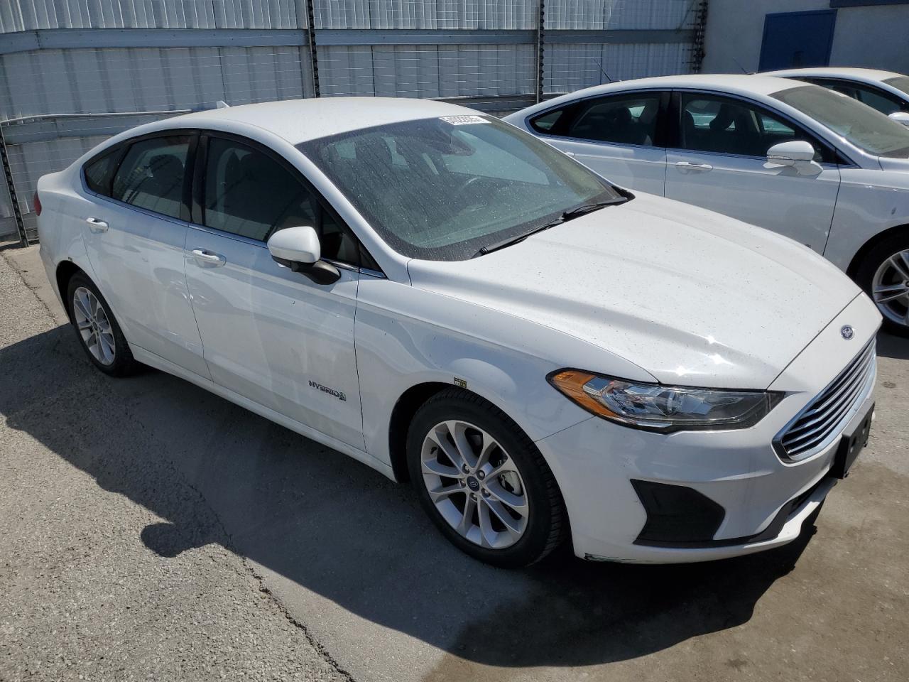 2019 Ford Fusion Se - zdjęcie 4