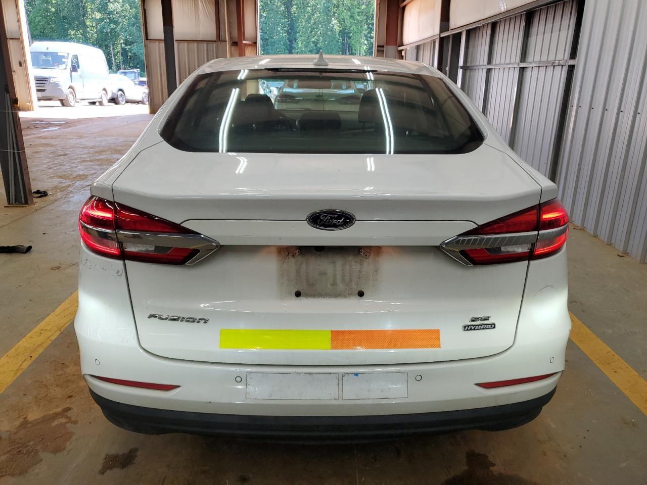2020 Ford Fusion Se - zdjęcie 6