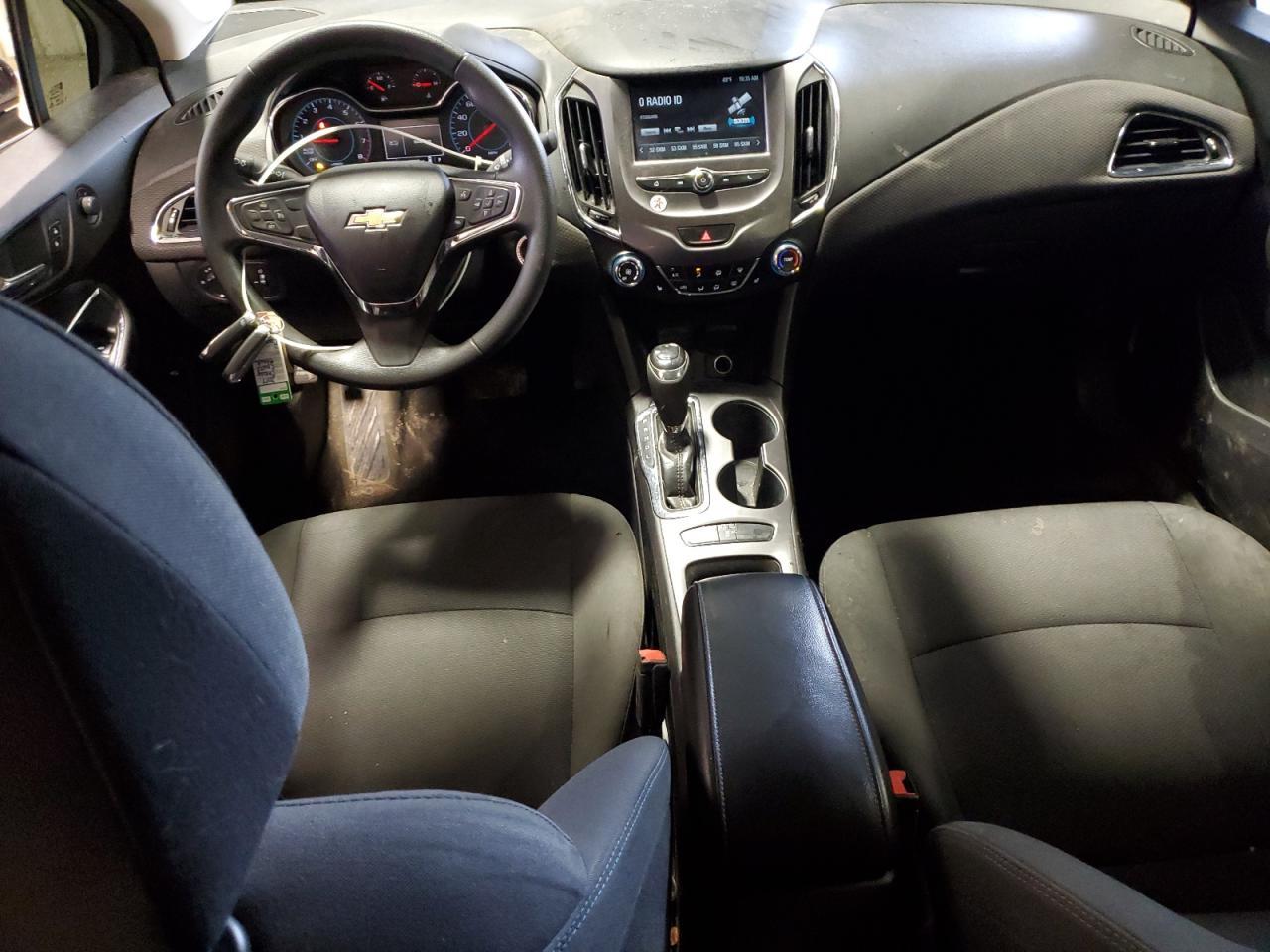 2017 Chevrolet Cruze Lt - zdjęcie 8