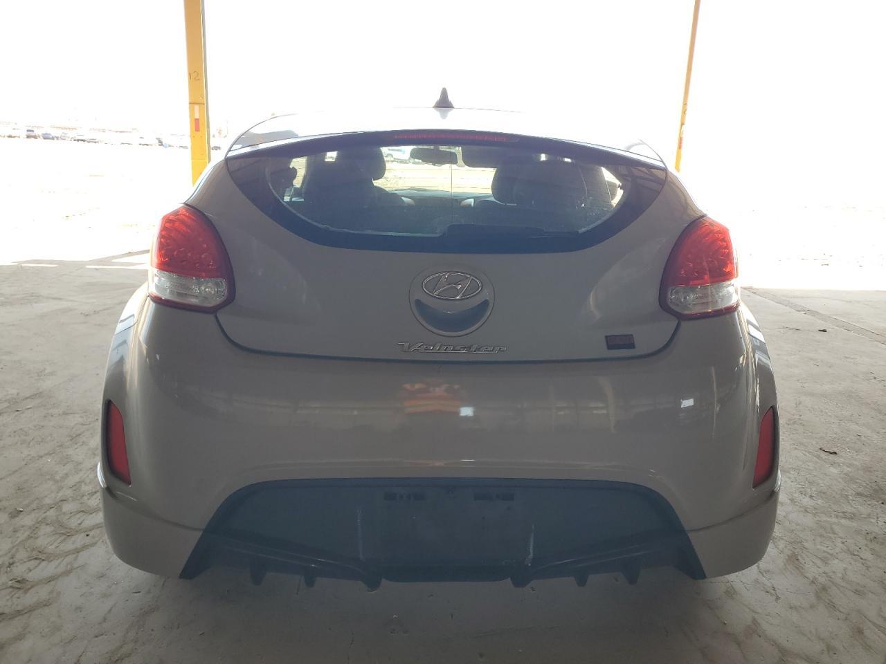 2013 Hyundai Veloster - zdjęcie 6