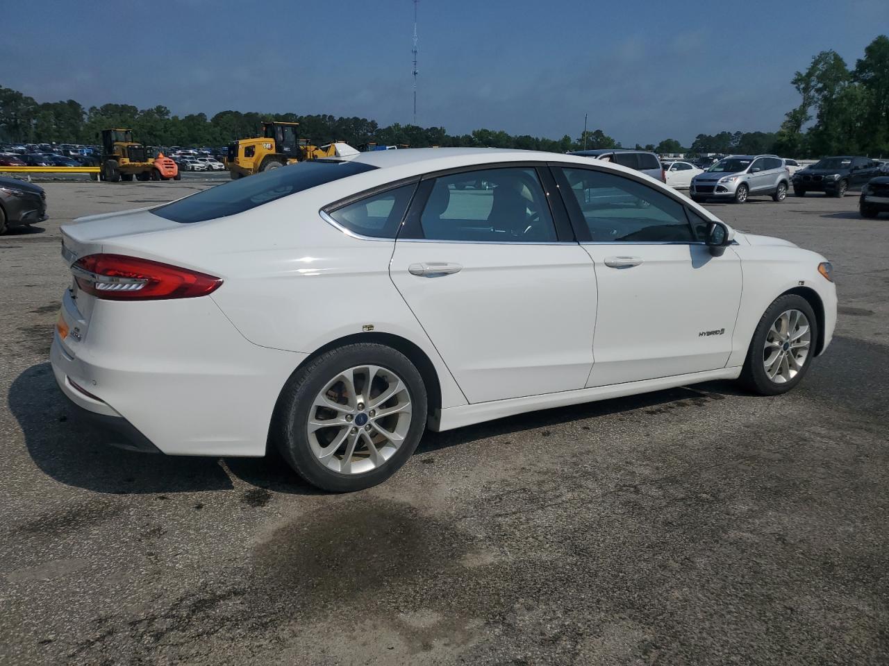 2019 Ford Fusion Se - zdjęcie 3