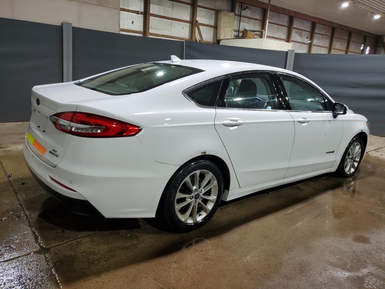2019 Ford Fusion Se - zdjęcie 3