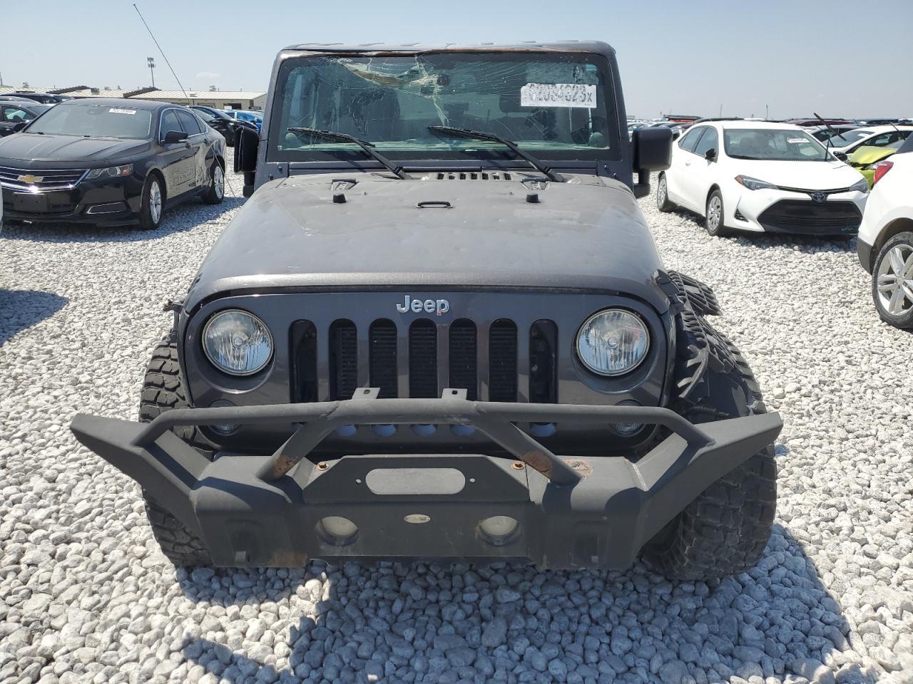 2014 Jeep Wrangler Rubicon - zdjęcie 5