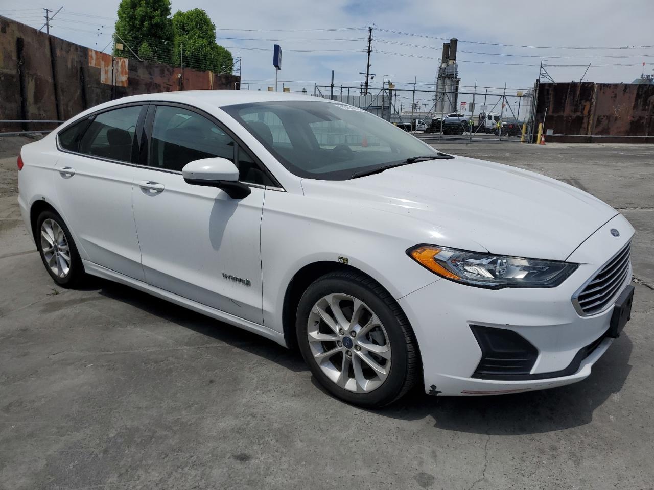 2019 Ford Fusion Se - zdjęcie 4
