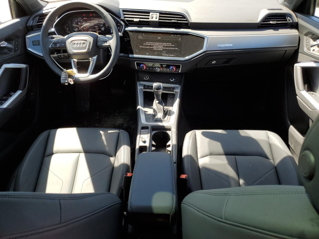 2025 Audi Q3 Premium S Line 45 - zdjęcie 8