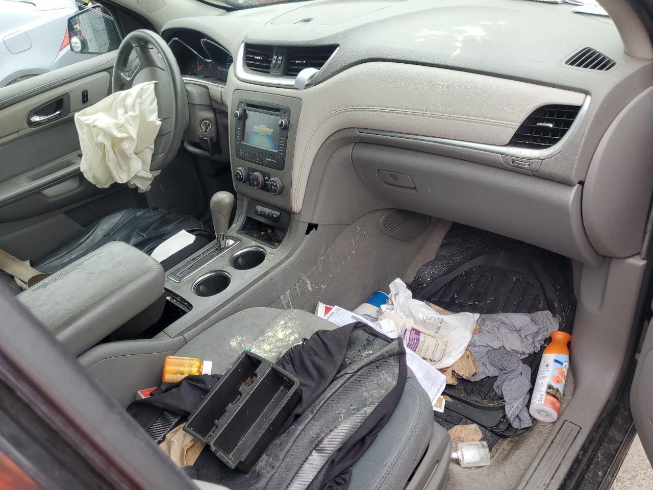 2014 Chevrolet Traverse Ls - zdjęcie 8