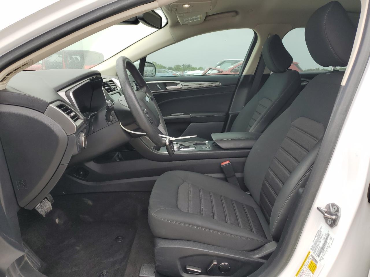 2020 Ford Fusion Se - zdjęcie 7