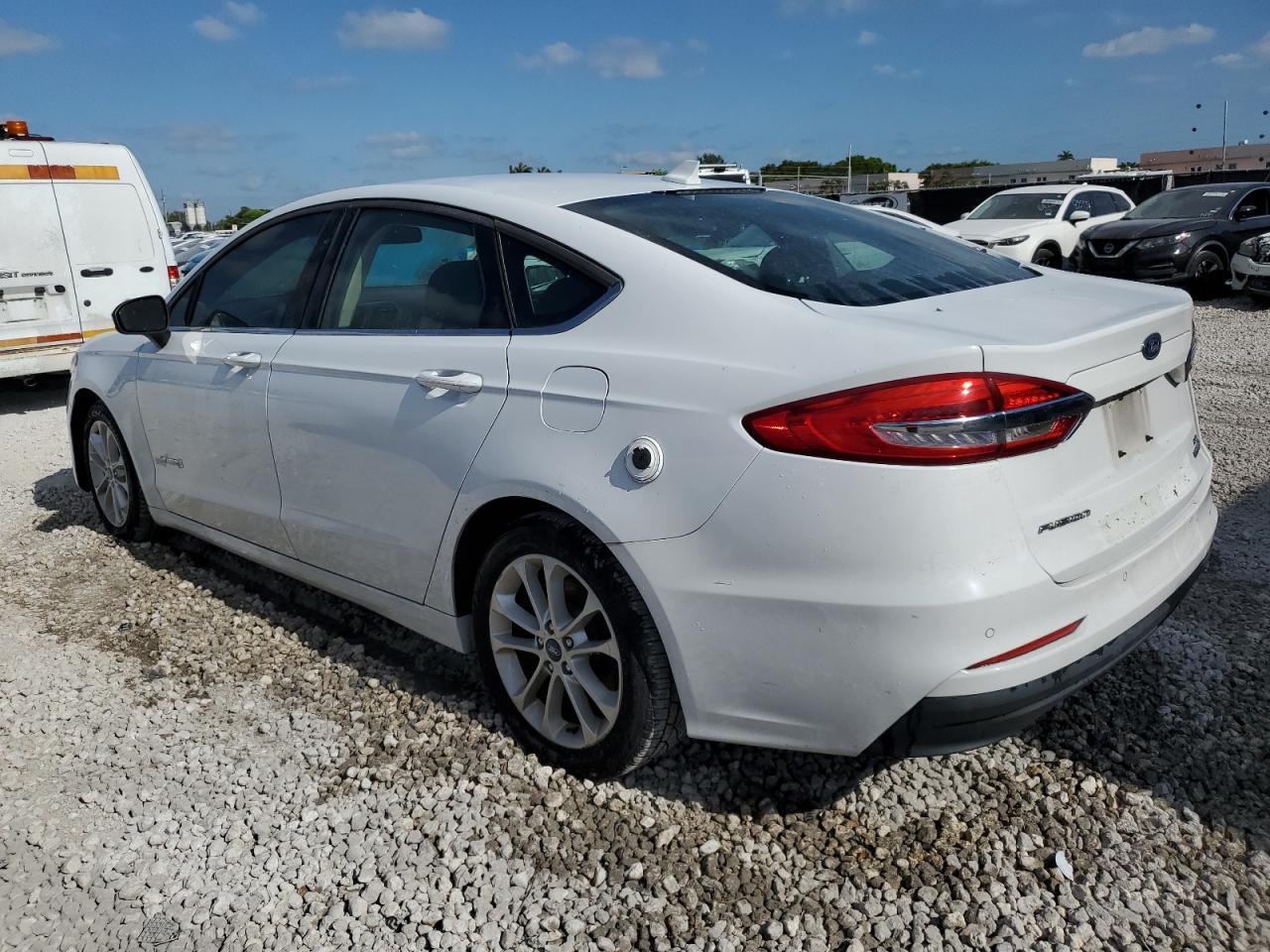 2019 Ford Fusion Se - zdjęcie 2
