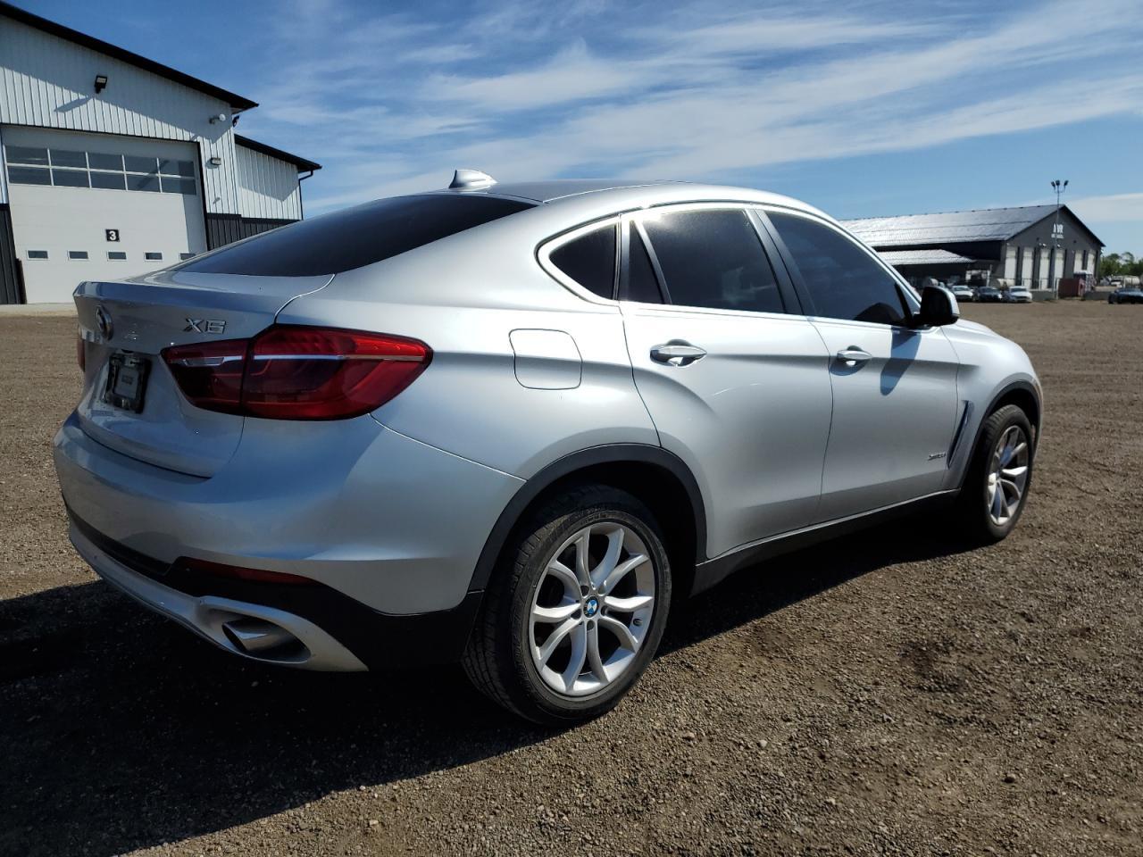 2016 BMW X6 xDrive35I - zdjęcie 3