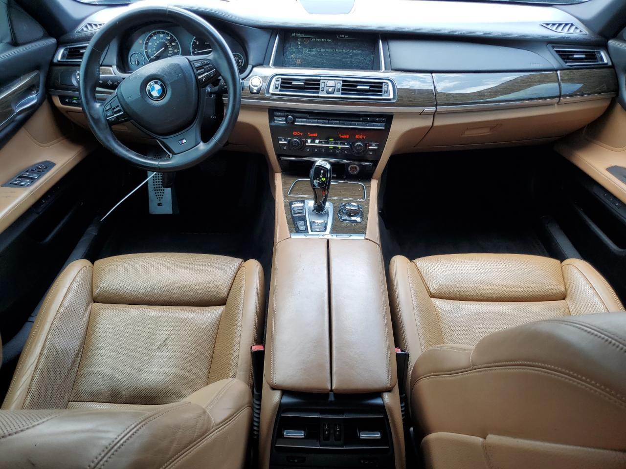 2013 BMW 745Li - zdjęcie 8