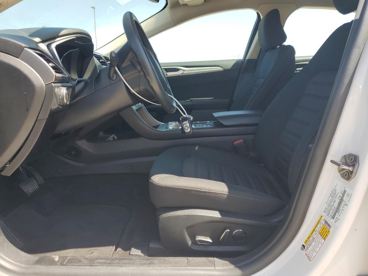 2020 Ford Fusion Se - zdjęcie 7