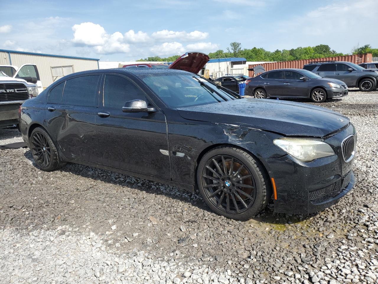 2013 BMW 745Li - zdjęcie 4