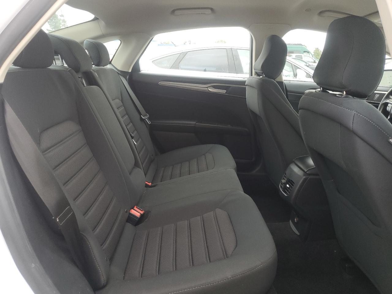 2020 Ford Fusion Se - zdjęcie 10