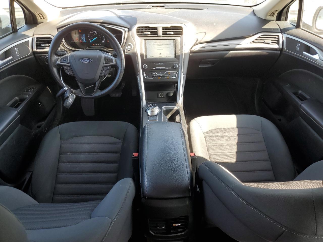 2019 Ford Fusion Se - zdjęcie 8