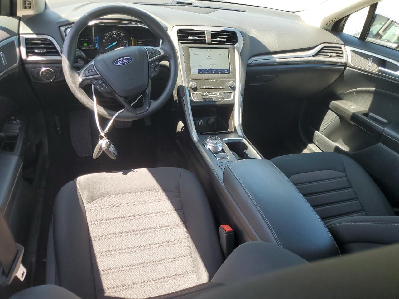 2020 Ford Fusion Se - zdjęcie 8