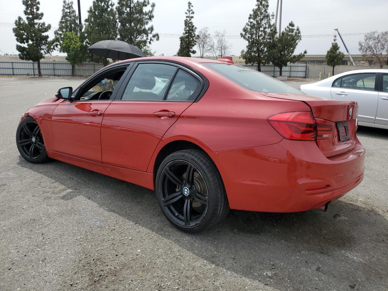 2016 BMW 320 I - zdjęcie 2