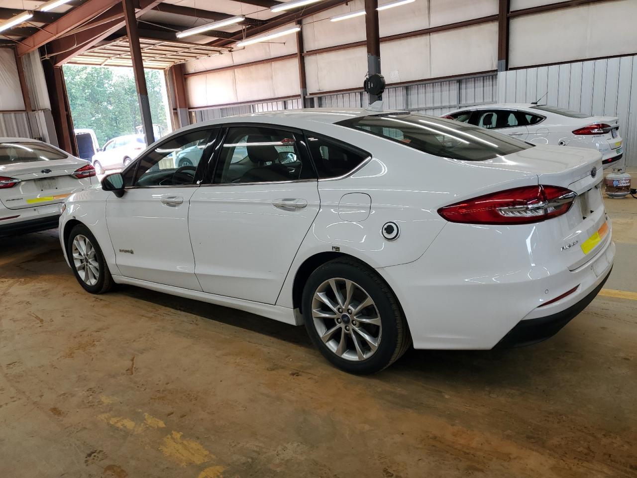 2019 Ford Fusion Se - zdjęcie 2