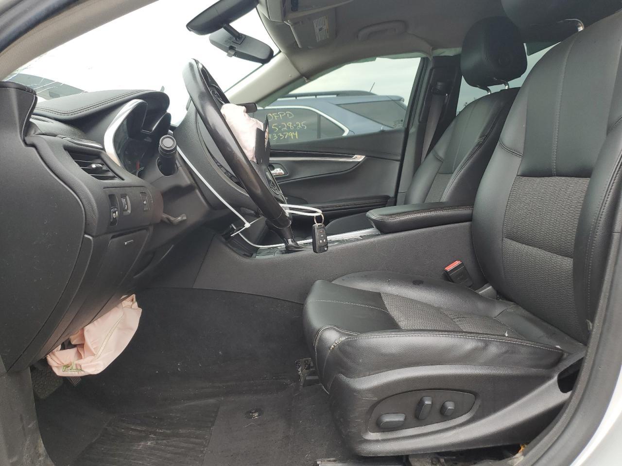 2017 Chevrolet Impala Lt - zdjęcie 7