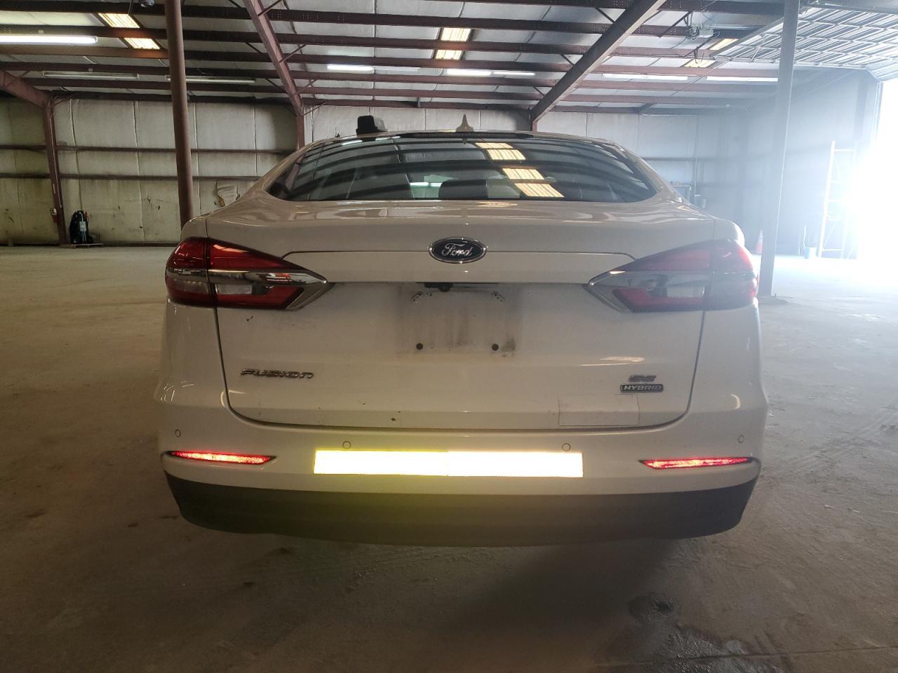 2020 Ford Fusion Se - zdjęcie 6